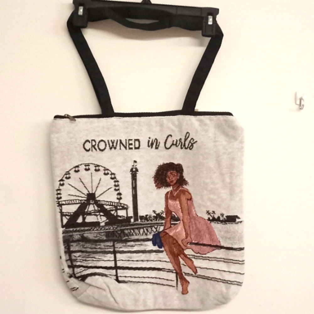 Beautiful Crowns in curls Handwoven  Shoulder bag purse Tote. White background